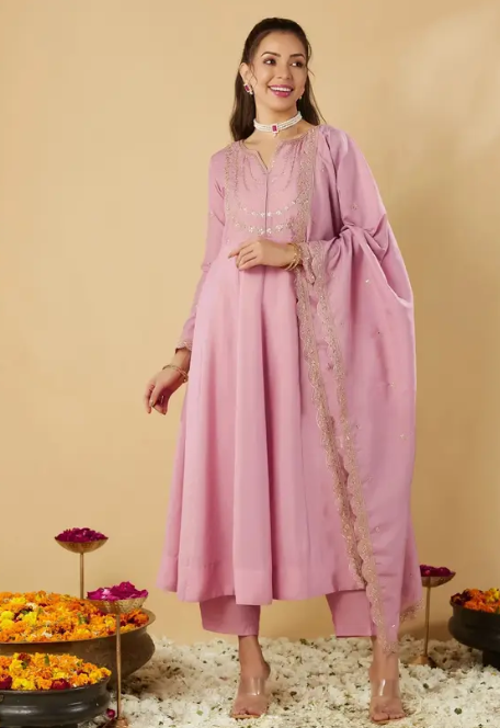 ✨ Women Silk Blend Kurta Pant Dupatta Set