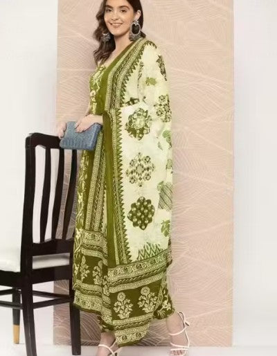 Women Printed Kurta and pant Set with Dupatta