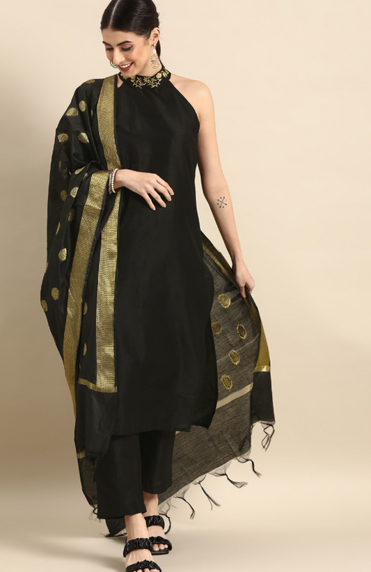 Black solid kurta set
