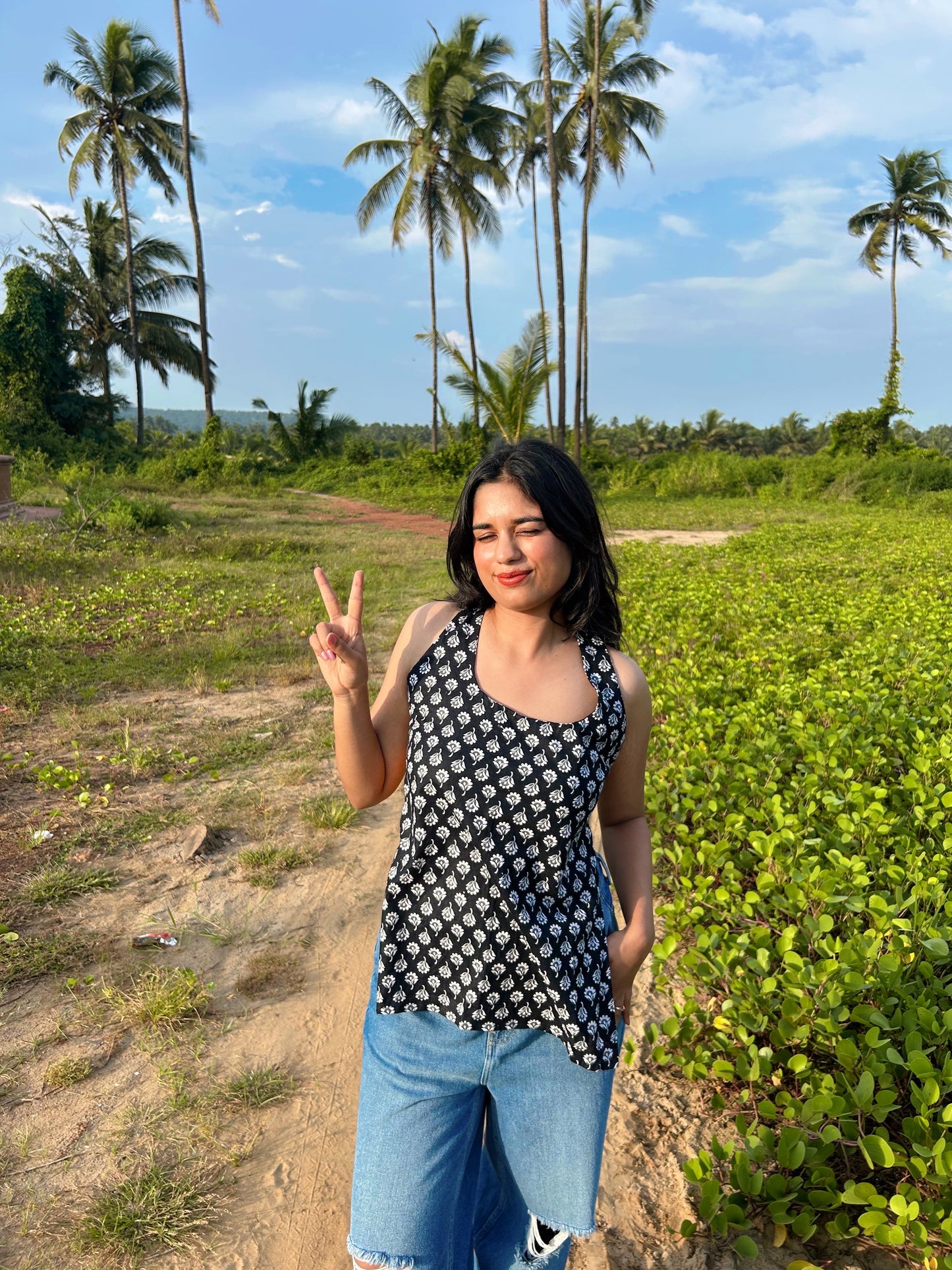 🌟 Backless Babe Top – Edition 2