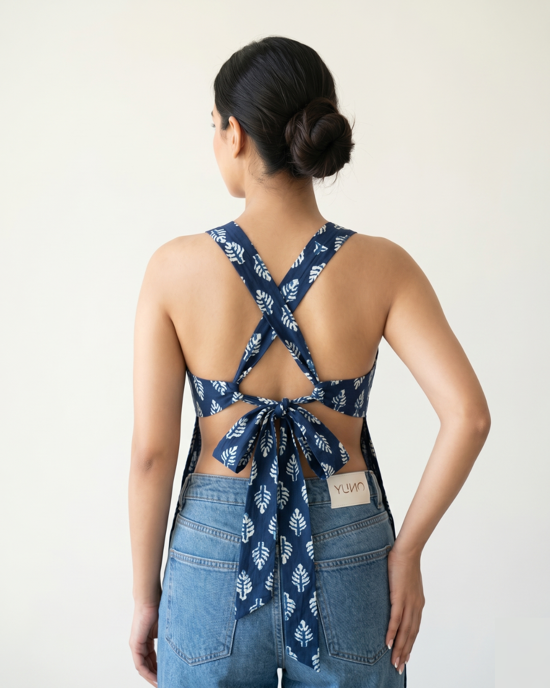 🌟 Backless Babe Top – Edition 1