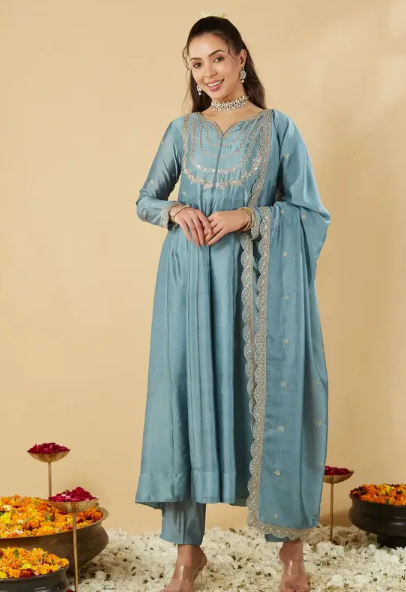 ✨ Women Silk Blend Kurta Pant Dupatta Set